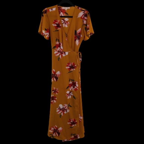 NWOT Magnolia Skye Womens Floral Maxi Wrap Dress - Picture 1 of 4